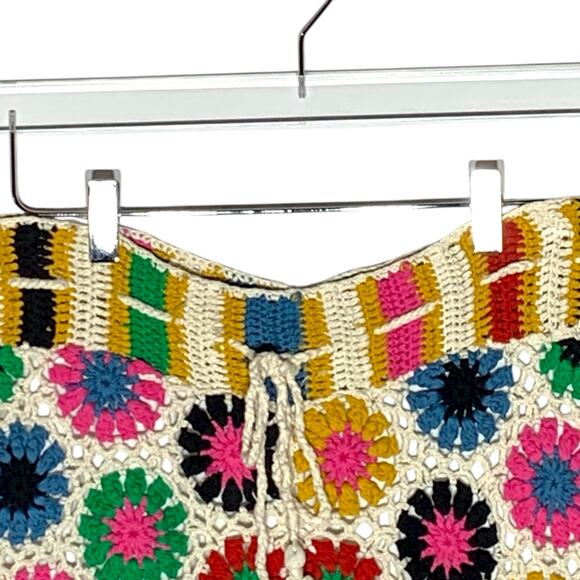 Farm Rio Multi Circles Crochet Shorts Size M Cream Cotton Floral Vibrant Boho - Picture 5 of 12